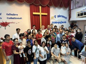 Besuch der Gemeinde Gottes in Bangkok